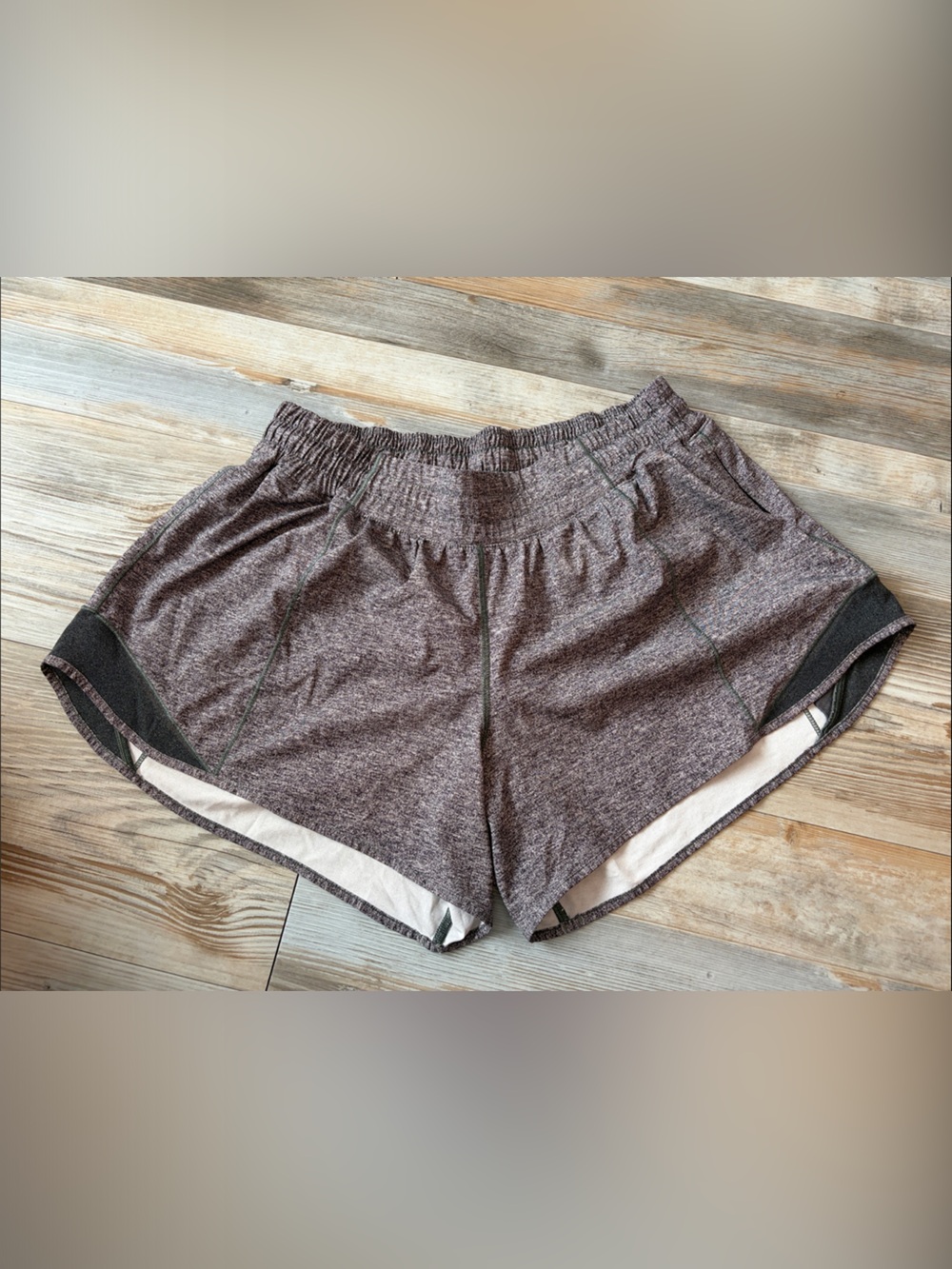 Lululemon Hotty Hot 4” Heather Gray shorts, size 10